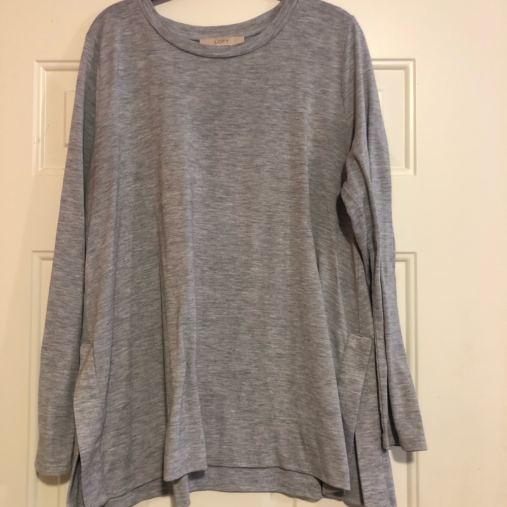 Loft Grey Long-Sleeved Top